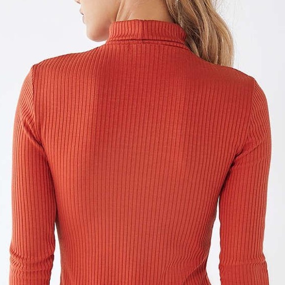 NWT UO Pumpkin Stretch Turtleneck Sweater Dress - Picture 3 of 3